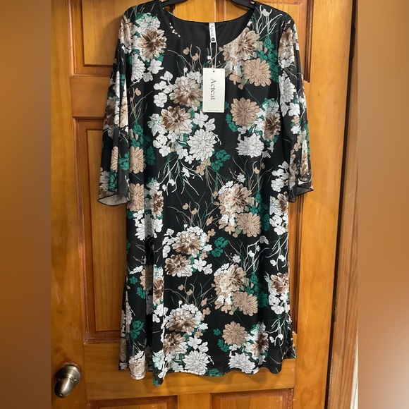 NWT Casual Crewneck Mesh Panel Split See Through 1/2 Sleeve Loose Floral Tunic - Picture 5 of 16